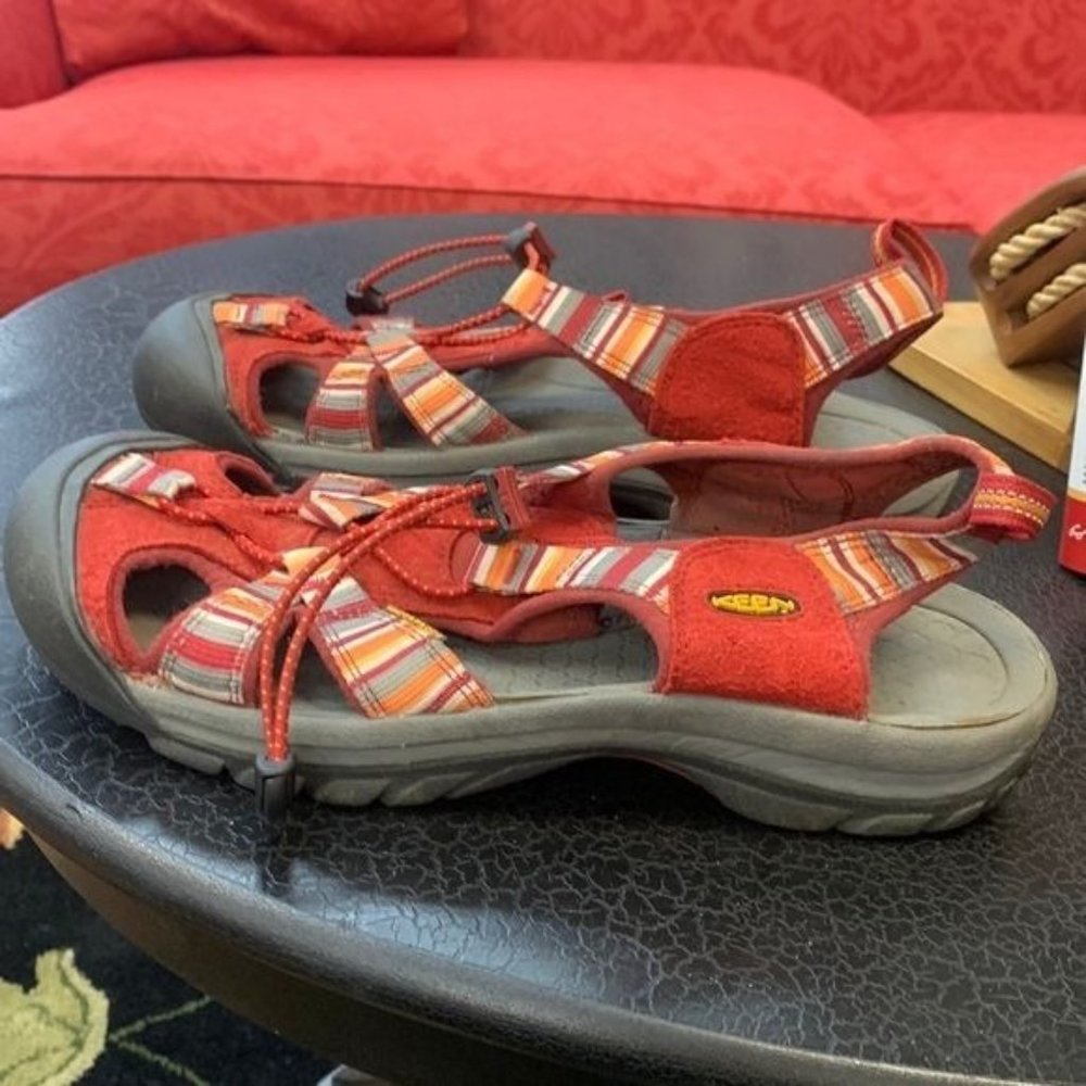 Keen Women's Shoe Sandal Size 8.5 M Style Venice H2 Stripe Trail Hiking